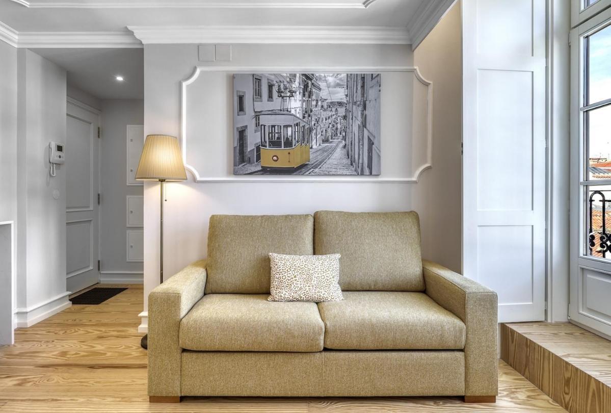 Lisbon Beautiful 2 Bedroom Apartment With Views In Rua Augusta ลิสบอน ภายนอก รูปภาพ