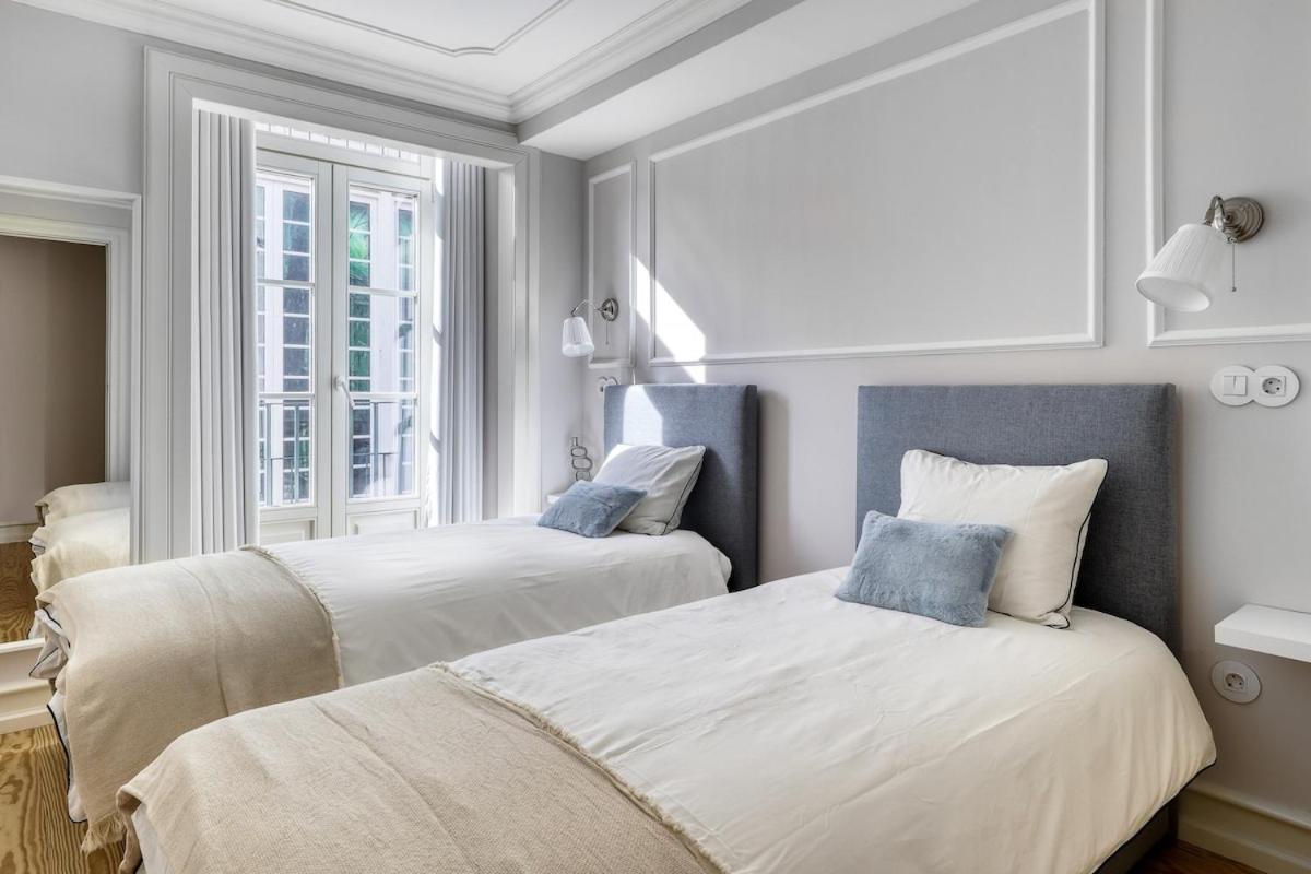 Lisbon Beautiful 2 Bedroom Apartment With Views In Rua Augusta ลิสบอน ภายนอก รูปภาพ